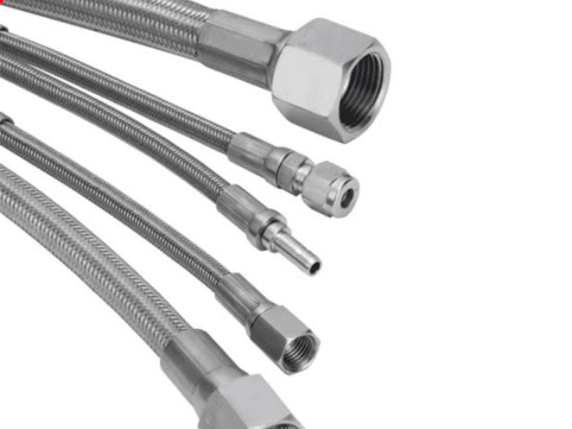 Mangueira e Flexivel de Teflon (PTFE) SAE J517 100R14 Montada